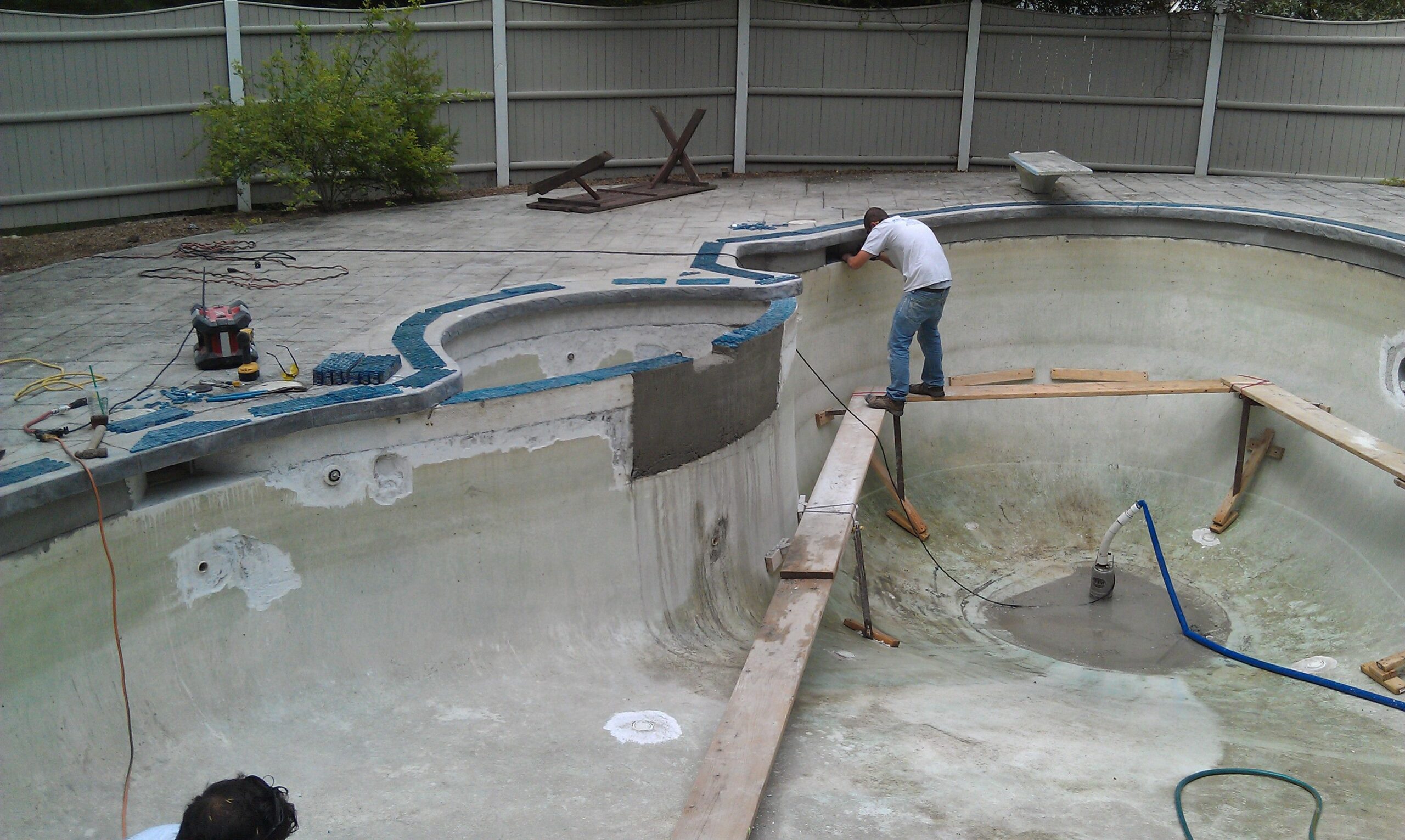 Pool Crack Repair