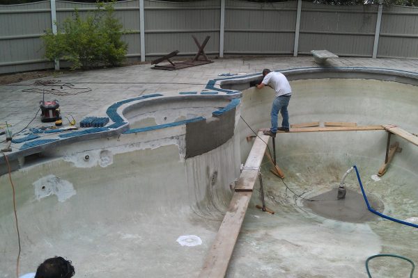 Pool Crack Repair