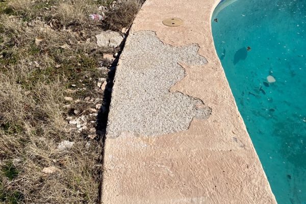 These are the separate steps of repairing a deck and spraying it with a spray deck texture - 3